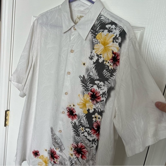 Tasso Elba Men’s White and Yellow Casual Button Down Shirt Floral Design Sz L - Picture 2 of 15